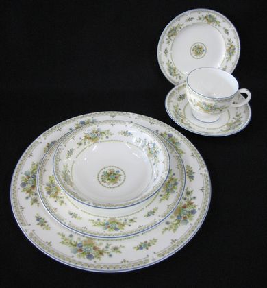 Wedgwood Dinner Set   SOLD