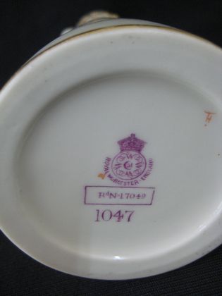 Royal Worcester Ewer Mark